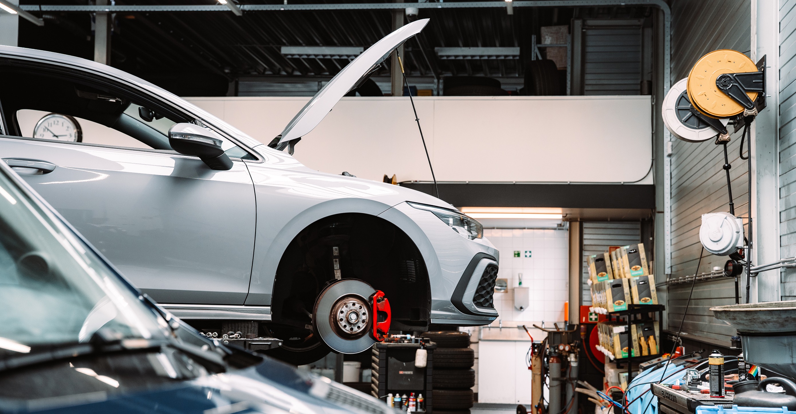 Content 19_content_image_1790256615985214708.jpg REMMENSERVICE | Noordermeer Automotive